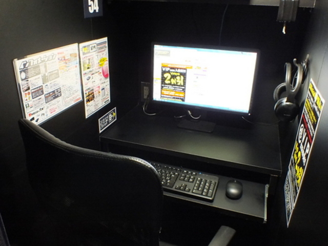 メディアカフェ ポパイ 中洲店の写真1