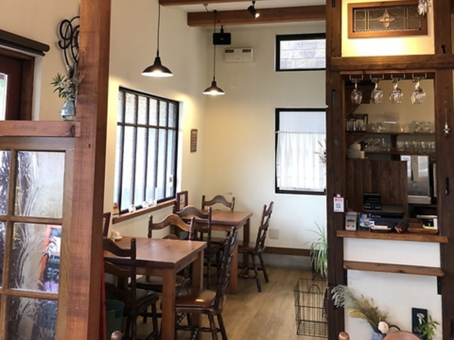 洋食 カリーナの写真1