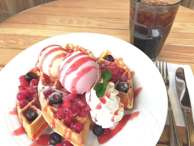 三河屋珈琲 呉中通店の写真1