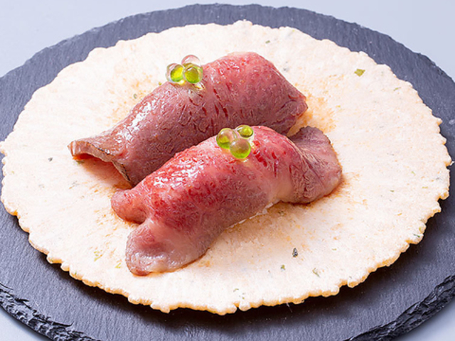 肉工房 美乃家 犬山本丸スクエア店の写真1