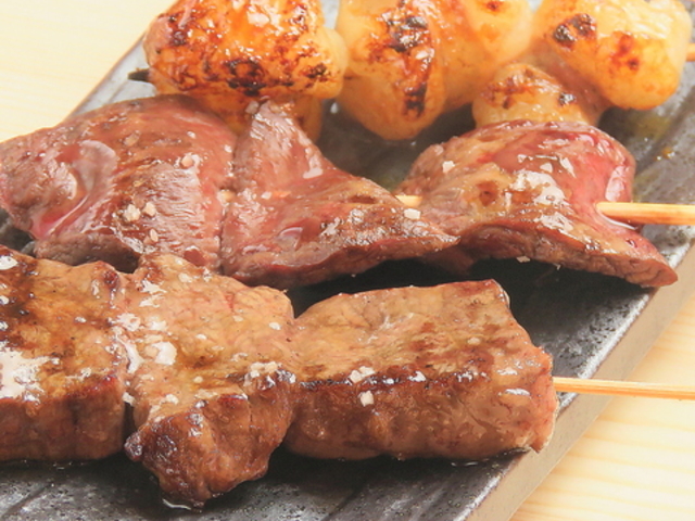 もつ焼きと牛だしおでん 酒場と金 さかばときんの写真1