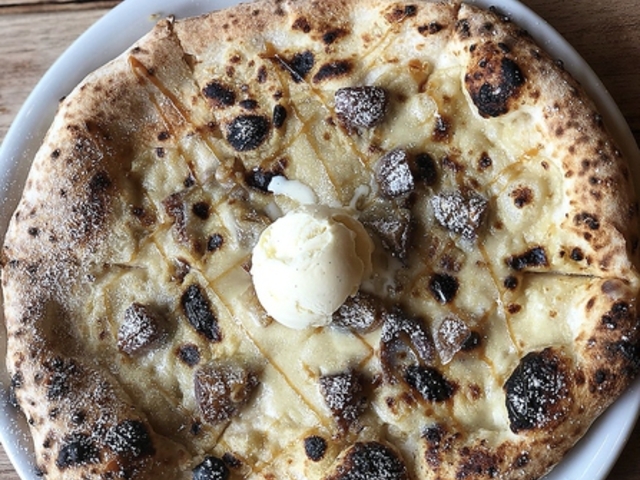 ピッツェリアダツルバラの写真1