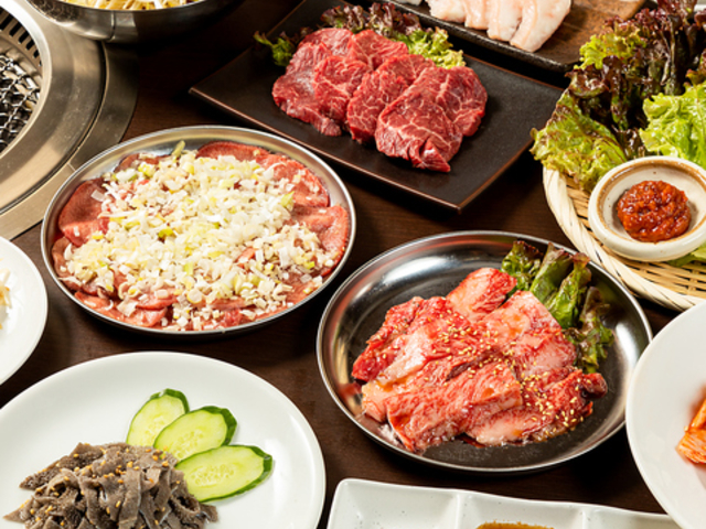 ホルモンセンター丸ちゃん 旗の台店の写真1