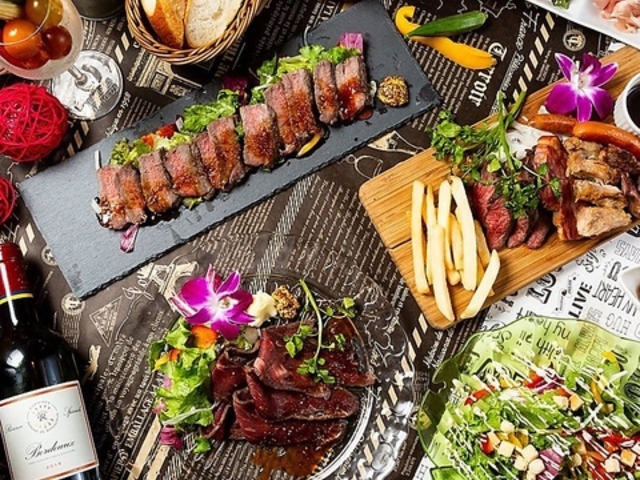 個室肉バル アモーレ 横浜鶴屋町店の写真1