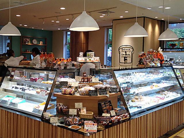 Bakery & Sweets F ベーカリーアンドスイーツ エフの写真1