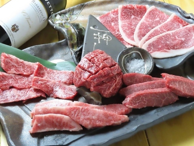 黒毛和牛 雌牛専門 炭火焼肉 ごえ門 播磨店の写真1