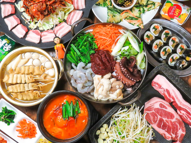 韓国ごはん ファジョン食堂 小倉店の写真1