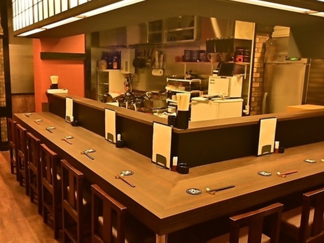 夜通しメシ酒場 どんの写真1