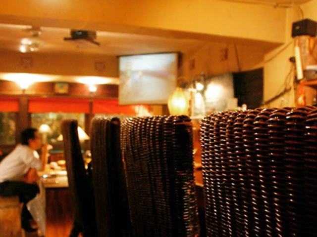 HOMEBAR&KITCHEN HA NA ホームバーアンドキッチン ハナの写真1