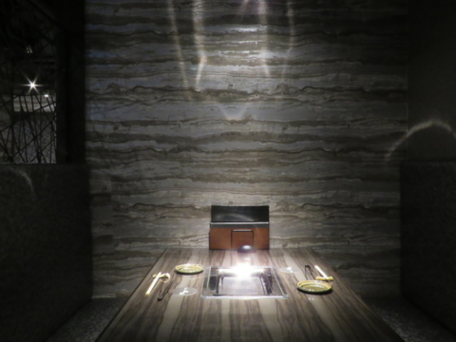 個室焼肉 琥珀の写真1