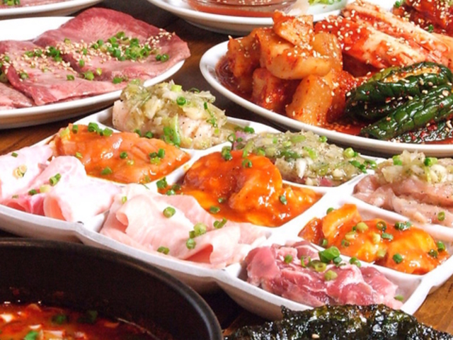 ホルモン焼肉 縁(えん) 大久保店の写真1