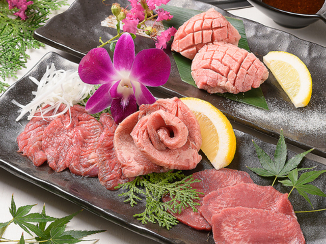 焼肉 悠 HARUKAの写真1