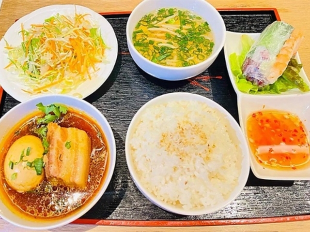 ベトナム料理 pho viet フォーベットの写真1