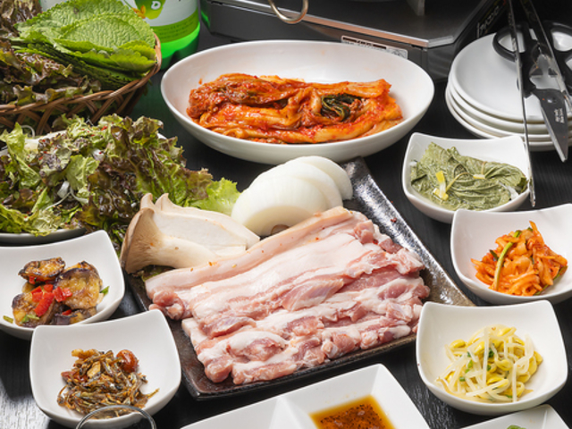 韓国料理ソウルソウルの写真1