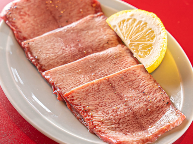 焼肉フジサン甲賀倉庫店の写真1