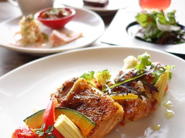 HERB & SPICE CAFE MINERAL ハーブ アンド スパイス カフェ ミネラルの写真1