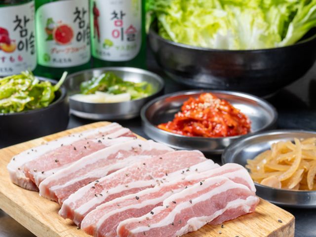 焼肉酒場 狎鴎亭の写真1