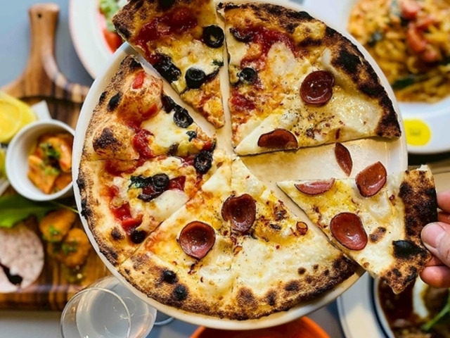 SUNNY PIZZA サニーピッツァ 北長瀬店の写真1