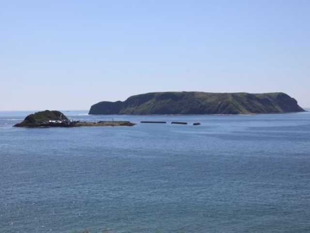 展望台から望む小島・大黒島_ピリカウタ広場展望台