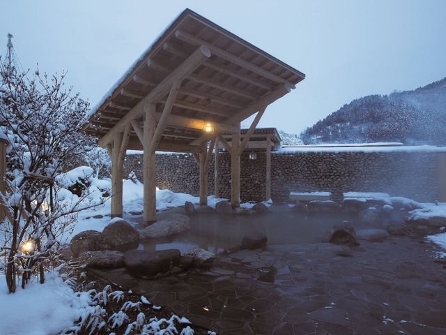 露天風呂「うぐいす」冬_大鰐町地域交流センター鰐come