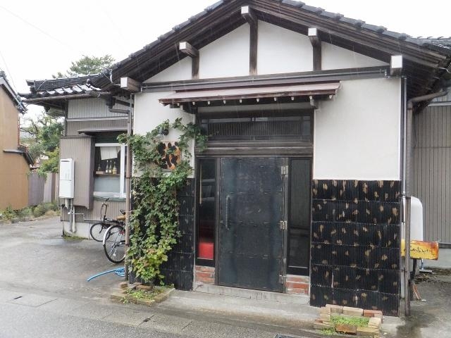 店舗外観_越