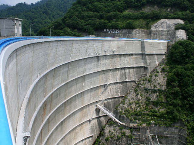 奥利根湖(矢木沢ダム)