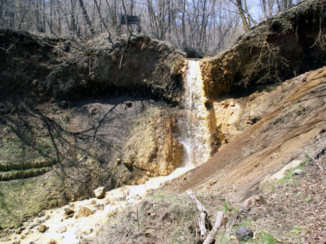 ヒゲダルマさんの赤滝の投稿写真1