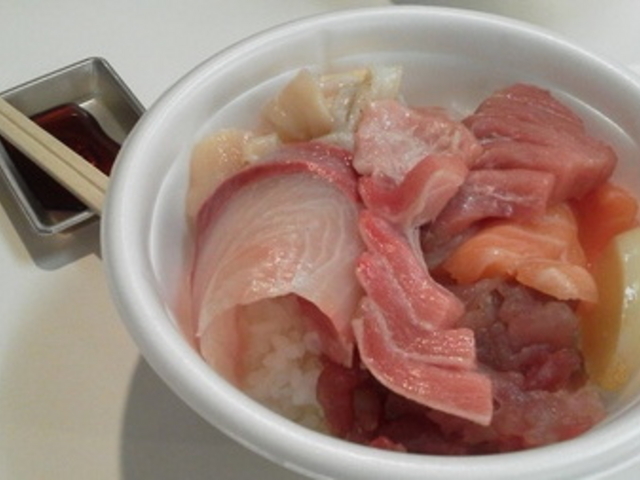 古川市場 青森魚菜センター