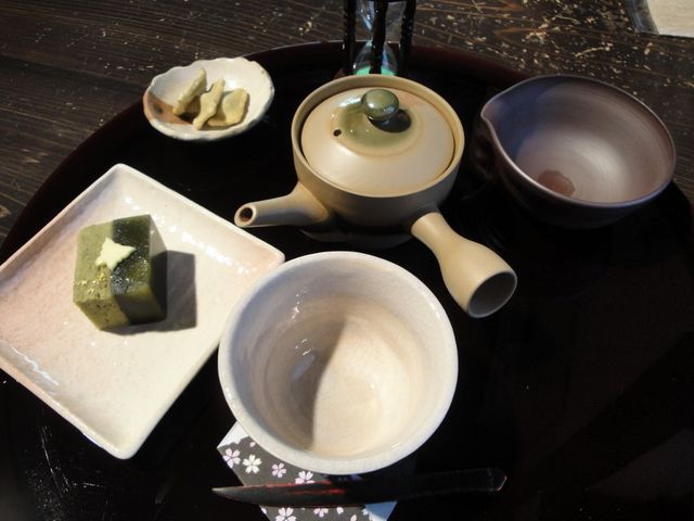 とてもとても美味しかったお茶と和菓子。_深緑茶房