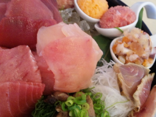 大トロ、中トロから希少部位まで10種が食せる大漁定食_バンノウ水産 清水店
