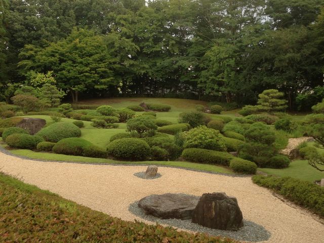 日本庭園_マンズワイン(株)小諸工場