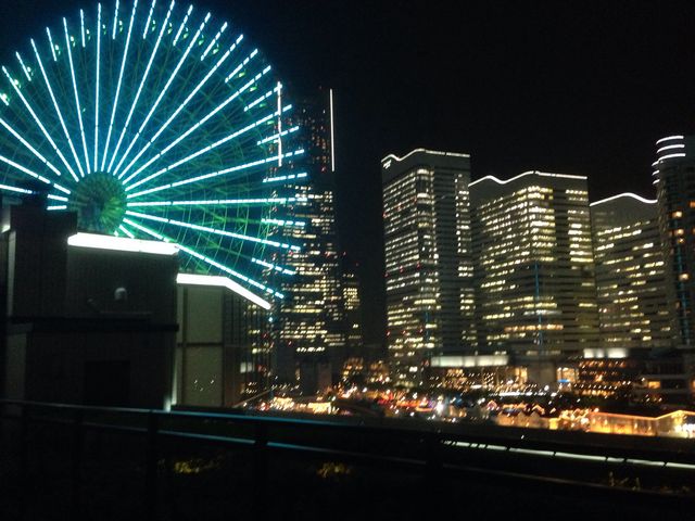 みなとみらいの夜景_みなとみらい21