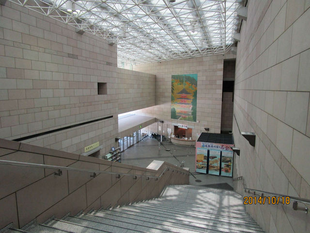 二階からホール_広島県立歴史博物館 (ふくやま草戸千軒ミュージアム)