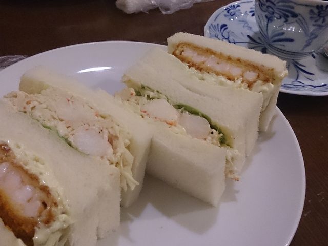 さえら