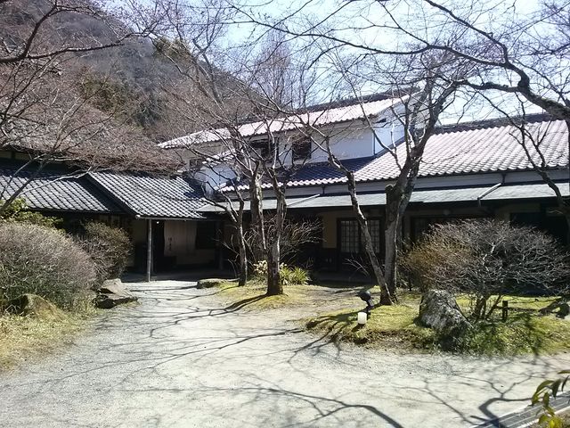 落ち着きます_亀の井別荘 鍵屋