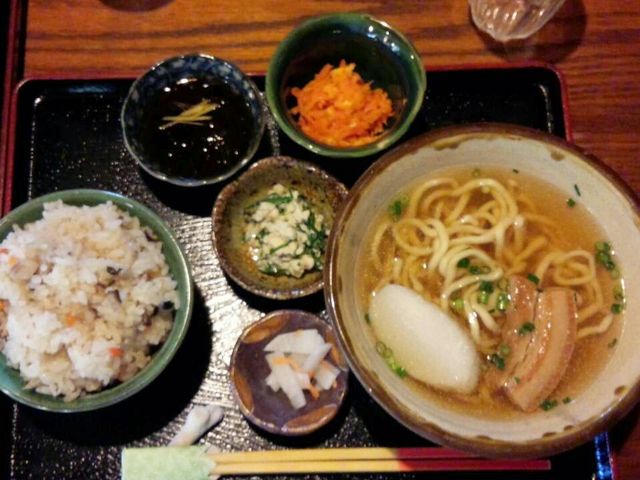 沖縄そば&じゅーしー_茶処 真壁 ちなー