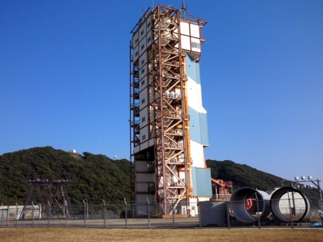 「はやぶさ」のMVロケットを打上げたMVロケット整備塔_内之浦宇宙空間観測所