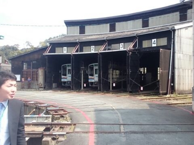 転車台と車庫_転車台・鉄道歴史館 天竜二俣駅構内