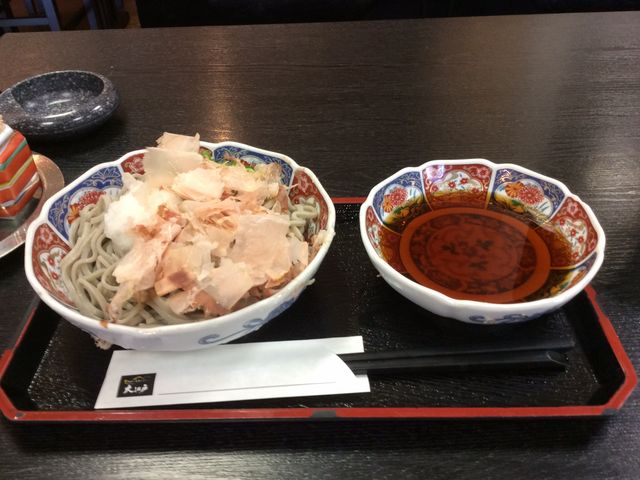 おろしそば580円と安く量も少ない。大盛りもある様です。_大江戸 本店