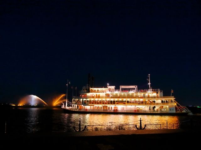 眺める人の数も少なく、とても残念に思いました。
素晴らしいです!!!
_びわこ花噴水