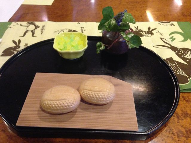 女将さん手作りの小豆餡が入った最中。美味しい!_源泉かけ流しの湯 御宿さか屋