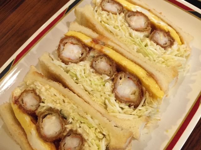 名古屋名物《エビフライサンド》_コンパル大須店