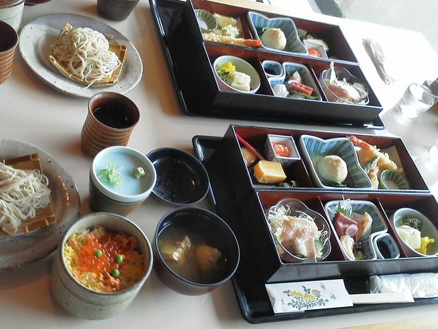 松花堂弁当(昼食)_支笏湖第一寳亭留 翠山亭
