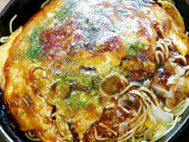 ボリューム満点_お好み焼きもみじ