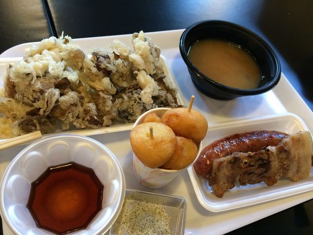 天ぷら盛り合わせときのこ汁は超オススメ!_きのこ王国 本店