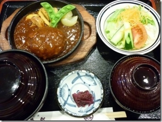 ハンバーグ定食_洋食屋牛銀