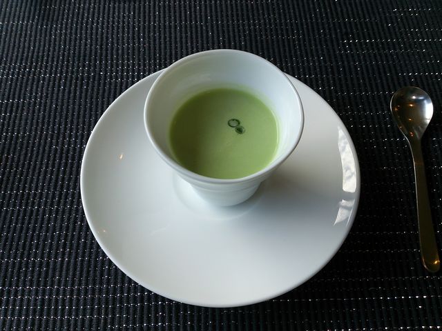 グリーンピースの冷製スープ_雪村庵