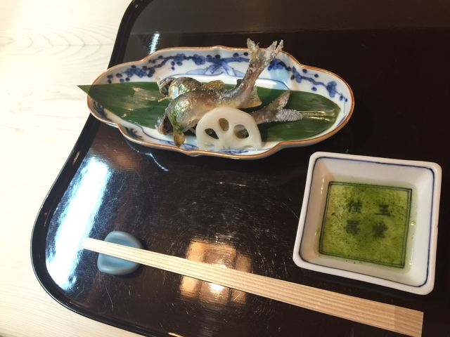 体験で行った焼物。鮎の塩焼き_京料理 河しげ