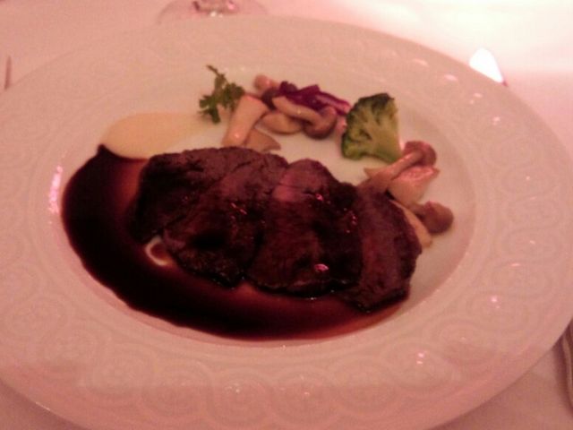 メインのお肉_カフェフランセ