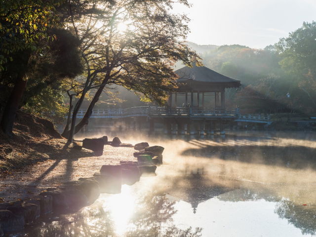春日山の向こうから日の出_浮見堂